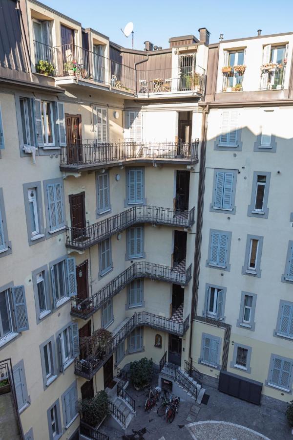 Beplace Apartments In Isola Milan Luaran gambar